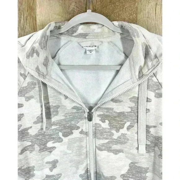 Athleta Jacket Women’s Medium Gray Camo Triumph Printed Hoodie Gypsum Full Zip - Picture 4 of 9
